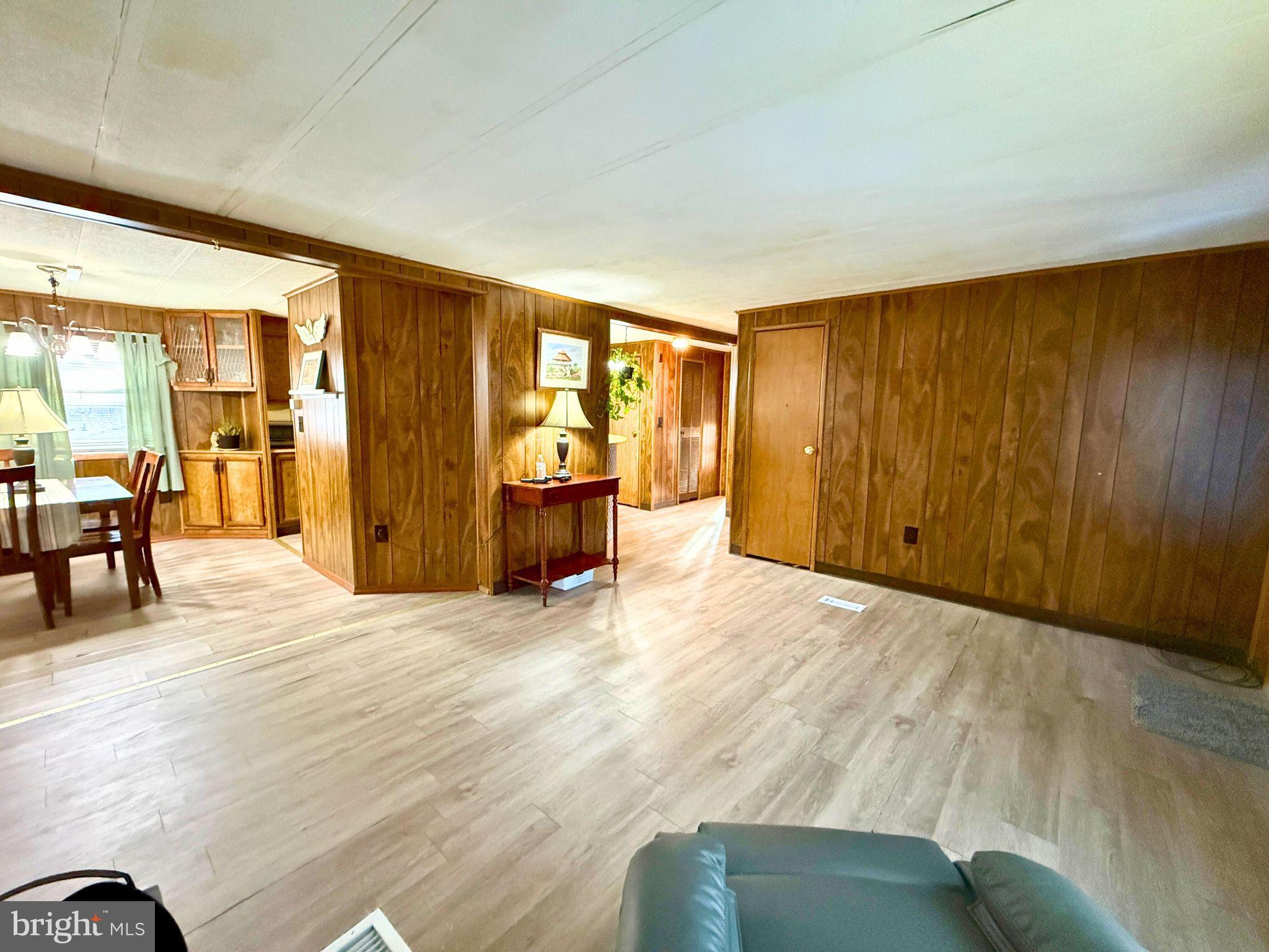 33 Judith Way Jackson, NJ 08527 - Photo 9 of 28