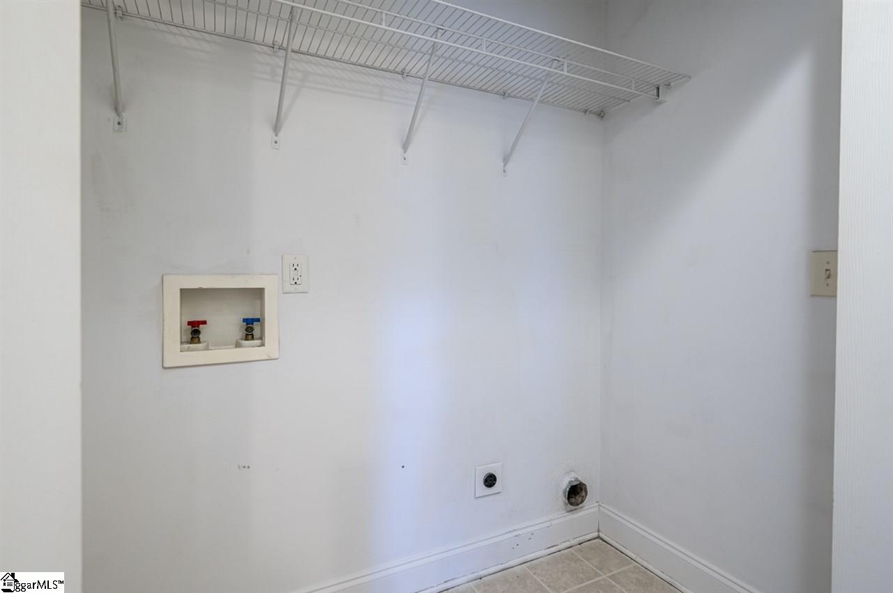 1036 Rutherford Road Greenville, SC 29609 - Photo 17 of 20 Gallery Image 17