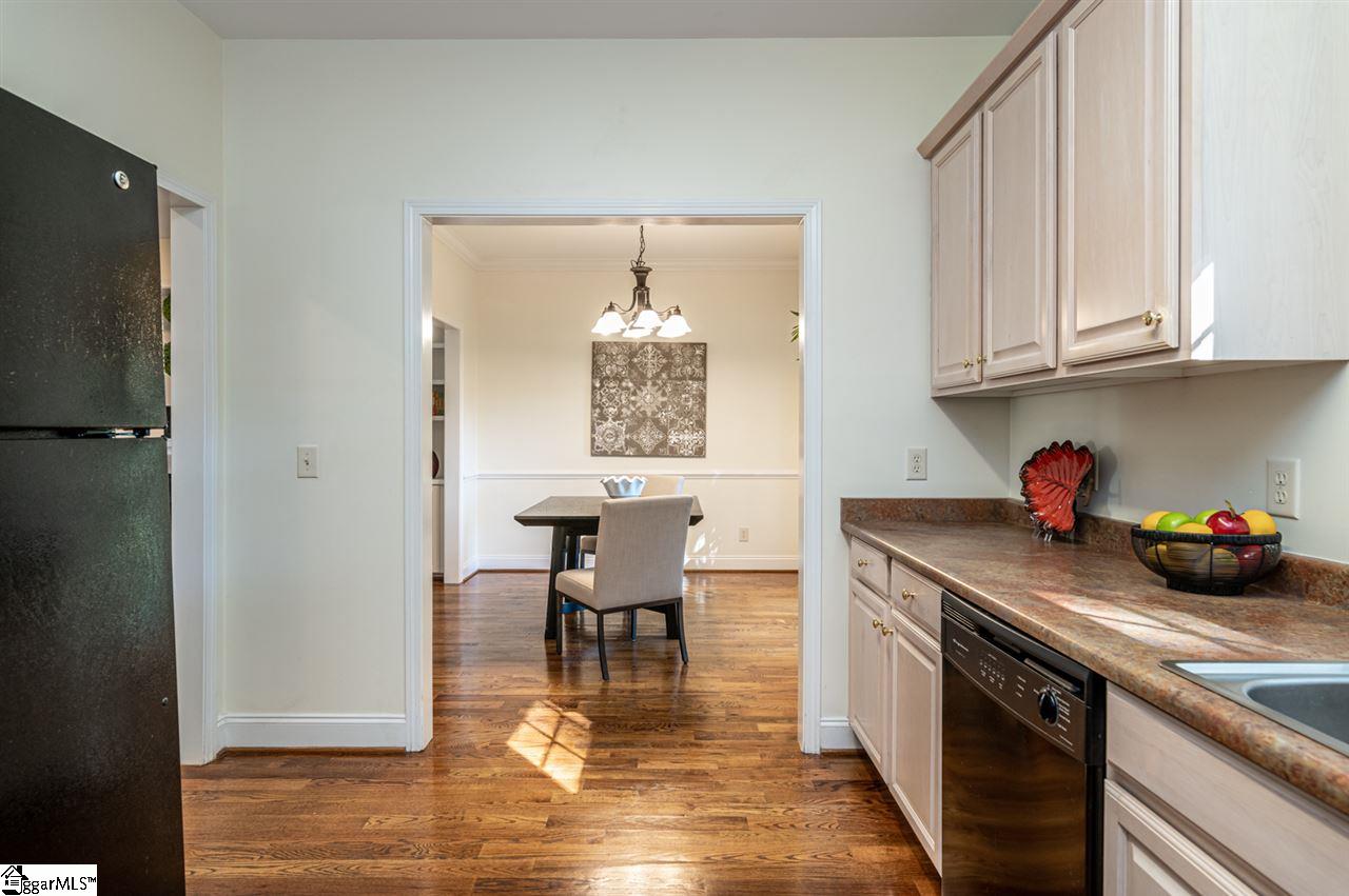 1036 Rutherford Road Greenville, SC 29609 - Photo 9 of 20 Gallery Image 9