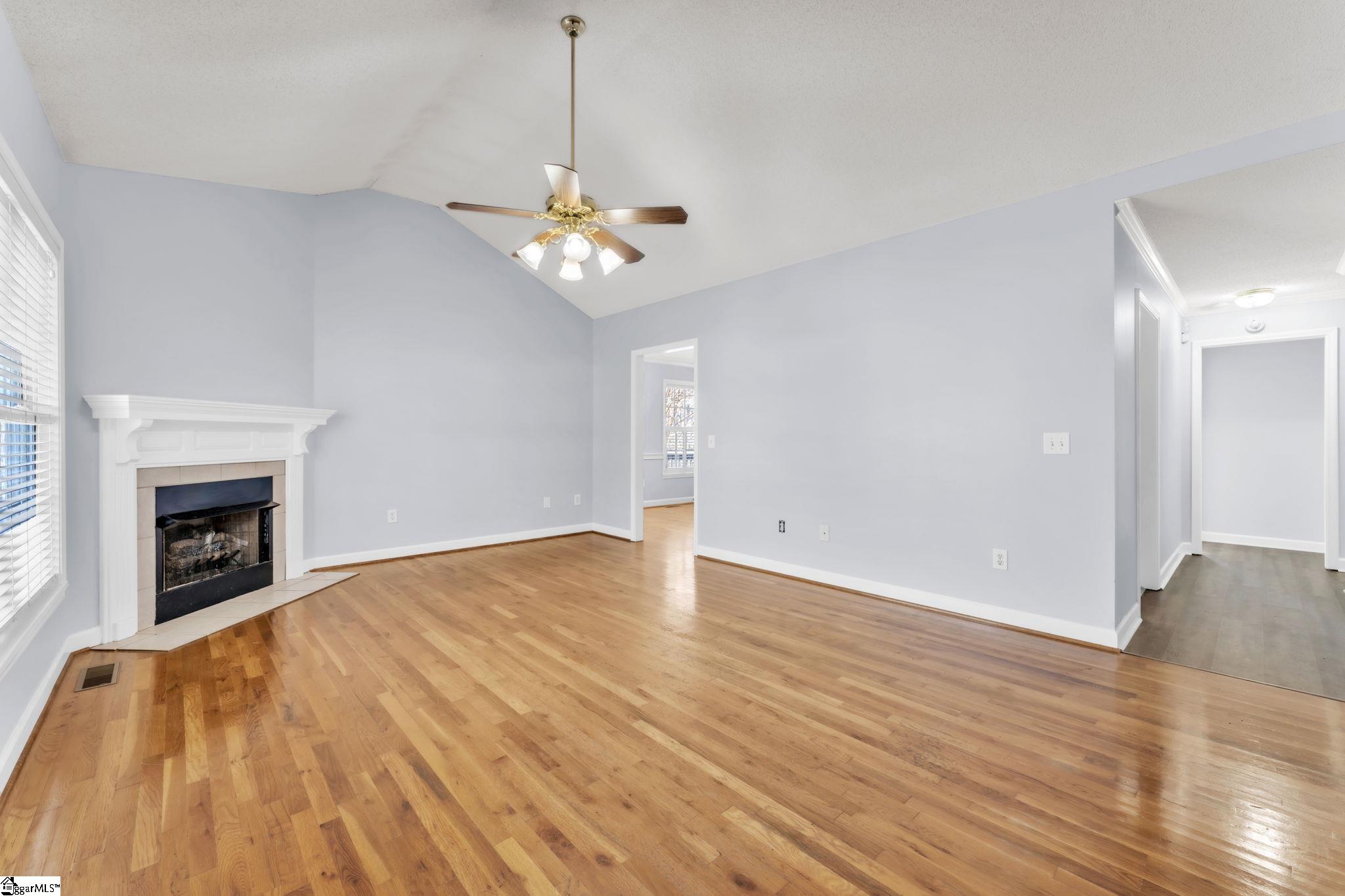 26 Raynes Court Taylors, SC 29687 - Photo 5 of 31