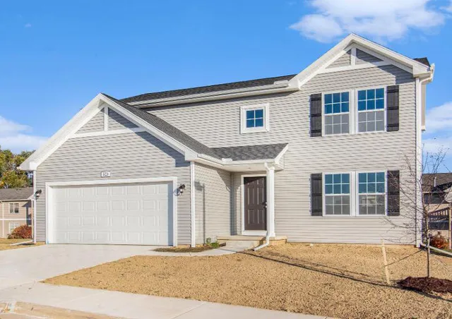 $379,900 | 541 Snow Pne Court, Cedar Springs, MI 49319