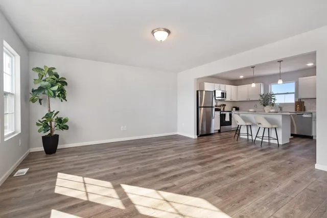 $379,900 | 541 Snow Pne Court, Cedar Springs, MI 49319