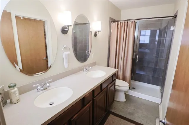 $399,000 | 712 Broadway Boulevard, Unit 503, Kansas City, MO 64105