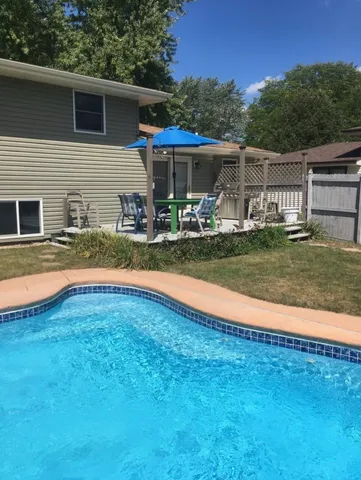 $350,000 | 1003 Balsam Lane, Bartlett, IL 60103