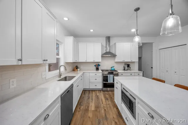 $719,500 | 3361 Box Elder Drive, Jenison, MI 49428