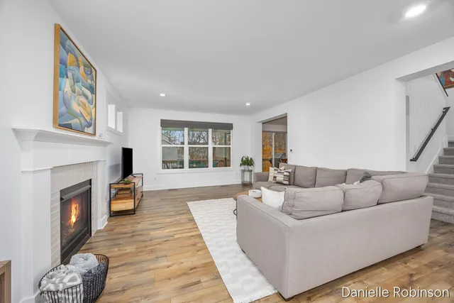 $719,500 | 3361 Box Elder Drive, Jenison, MI 49428