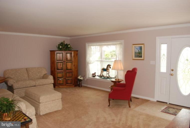 12 Pearl's Way Rising Sun, MD 21911 - Photo 14 of 17 Living Room