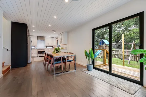 $729,000 | 1703 Fawn Drive, Austin, TX 78741
