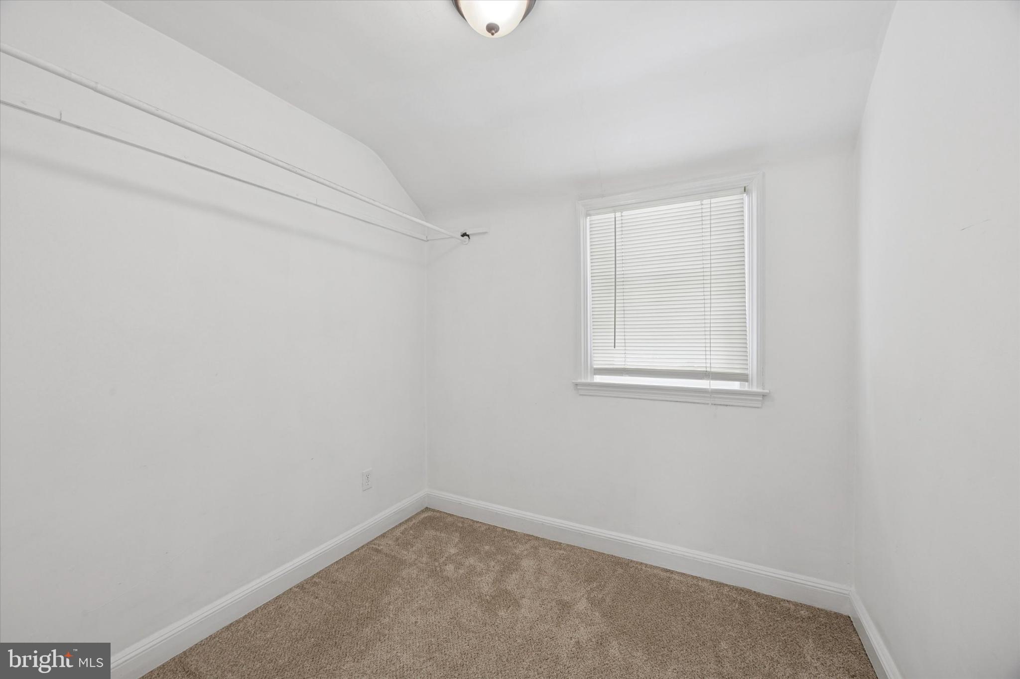 606 West Springfield Road Springfield, PA 19064 - Photo 20 of 25 a room that has a window in it