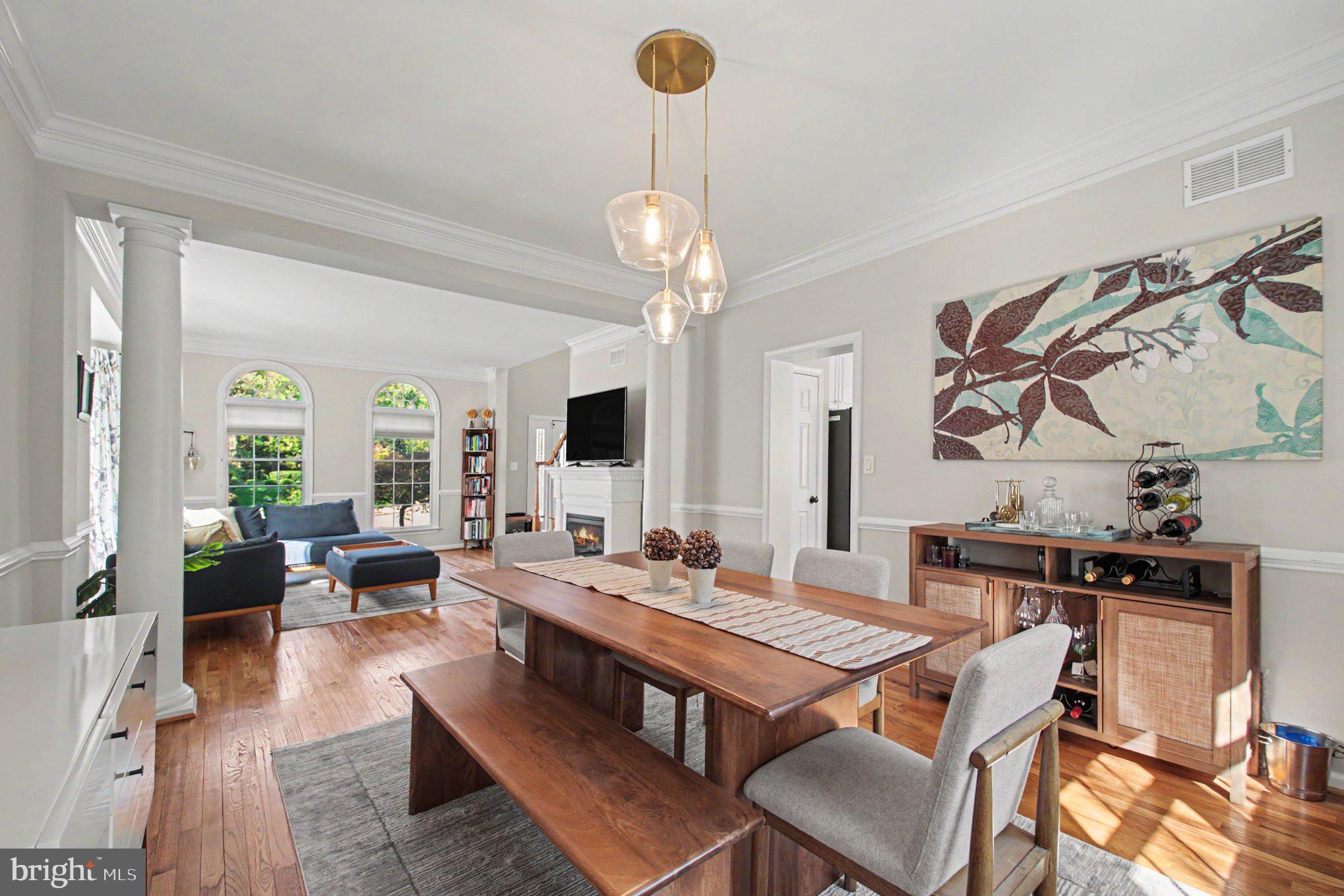 1319 Gatesmeadow Way Reston, VA 20194 - Photo 6 of 46 Gallery Image 6