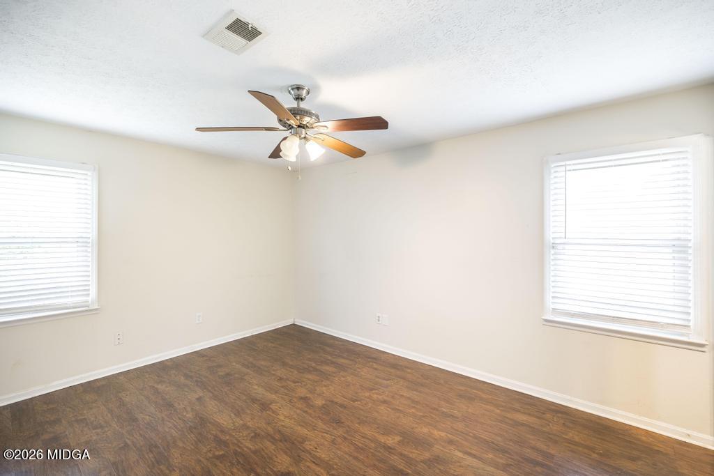 112 Prairie Boulevard Centerville, GA 31028 - Photo 21 of 32 an empty room with a window