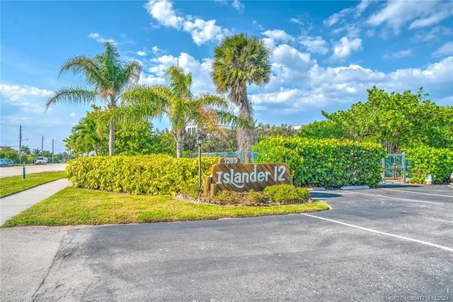 $5,000 | 1289 Northeast Ocean Boulevard, Unit 6, Stuart, FL 34996