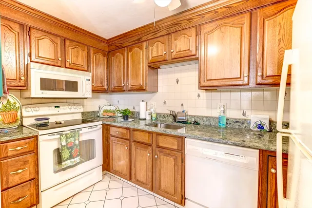 $589,999 | 138 Quincy Shore Drive, Unit 170, Quincy, MA 02171