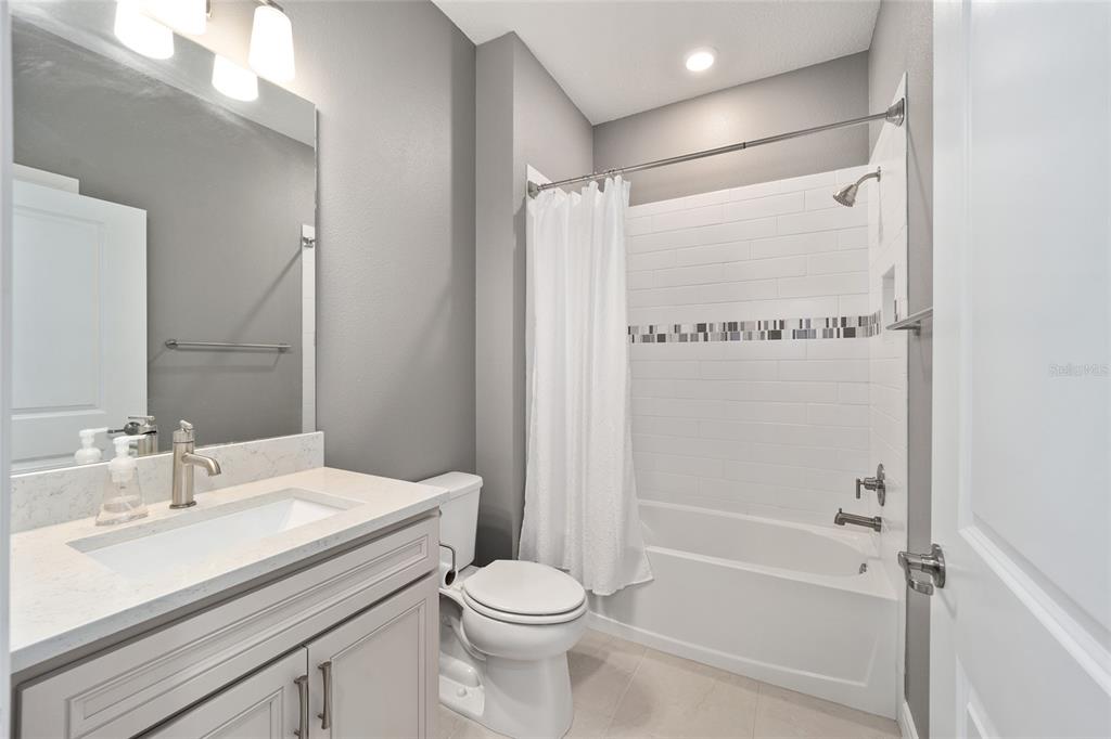 9184 Southwest 57th Place Road Ocala, FL 34481 - Photo 34 of 64 Guest Bathroom