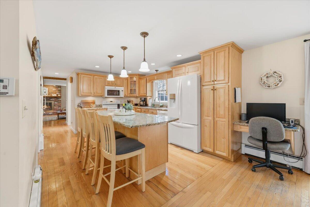 159 West Street Biddeford, ME 04005 - Photo 9 of 34 11-159 West-11