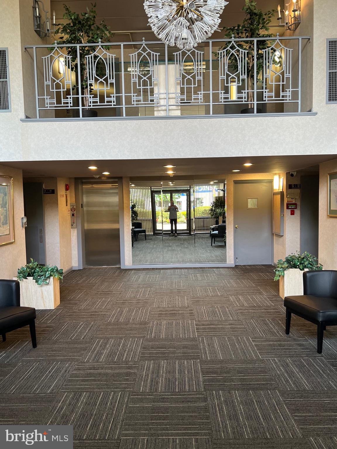 8960 Krewstown Road, Unit 310 Philadelphia, PA 19115 - Photo 2 of 19 Gallery Image 2
