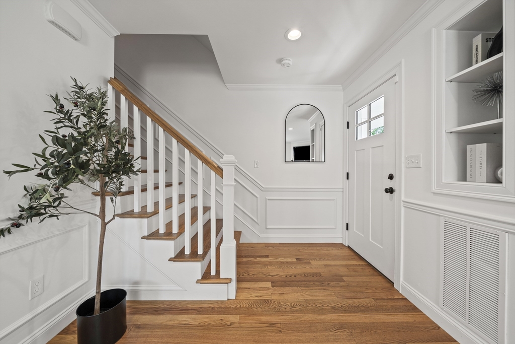 61 Gale Street, Unit 1 Waltham, MA 02453 - Photo 13 of 42