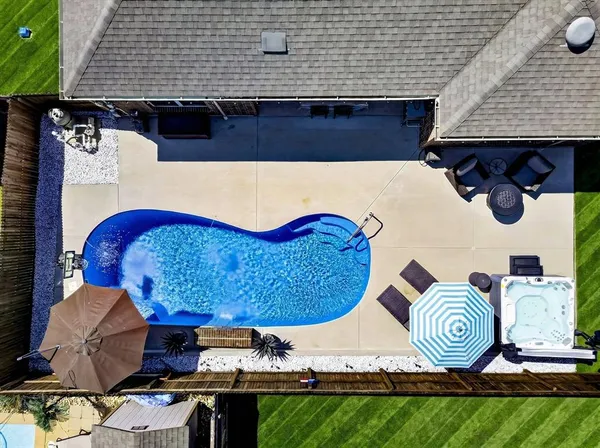 $500,000 | 2816 Permian Road, Aubrey, TX 76227