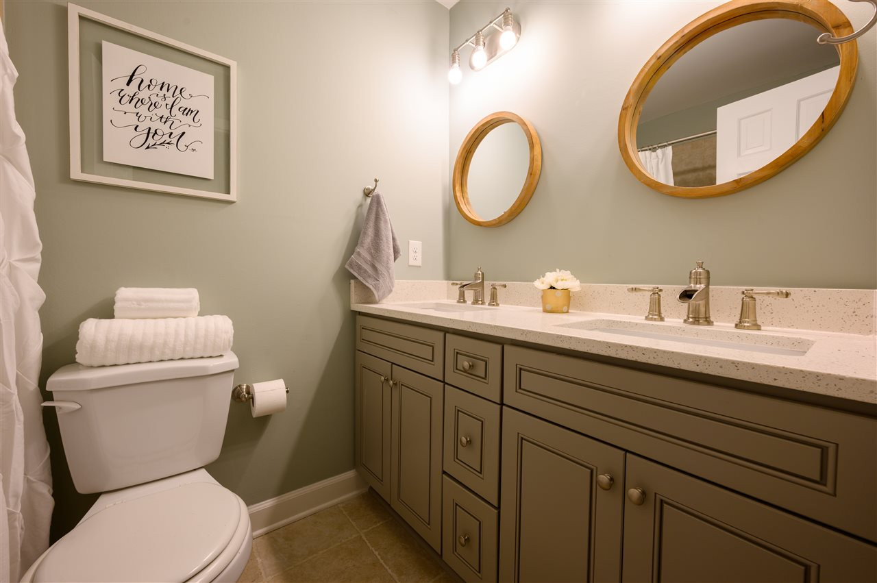 4405 Irving Court Raleigh, NC 27609 - Photo 18 of 30 Photo 18