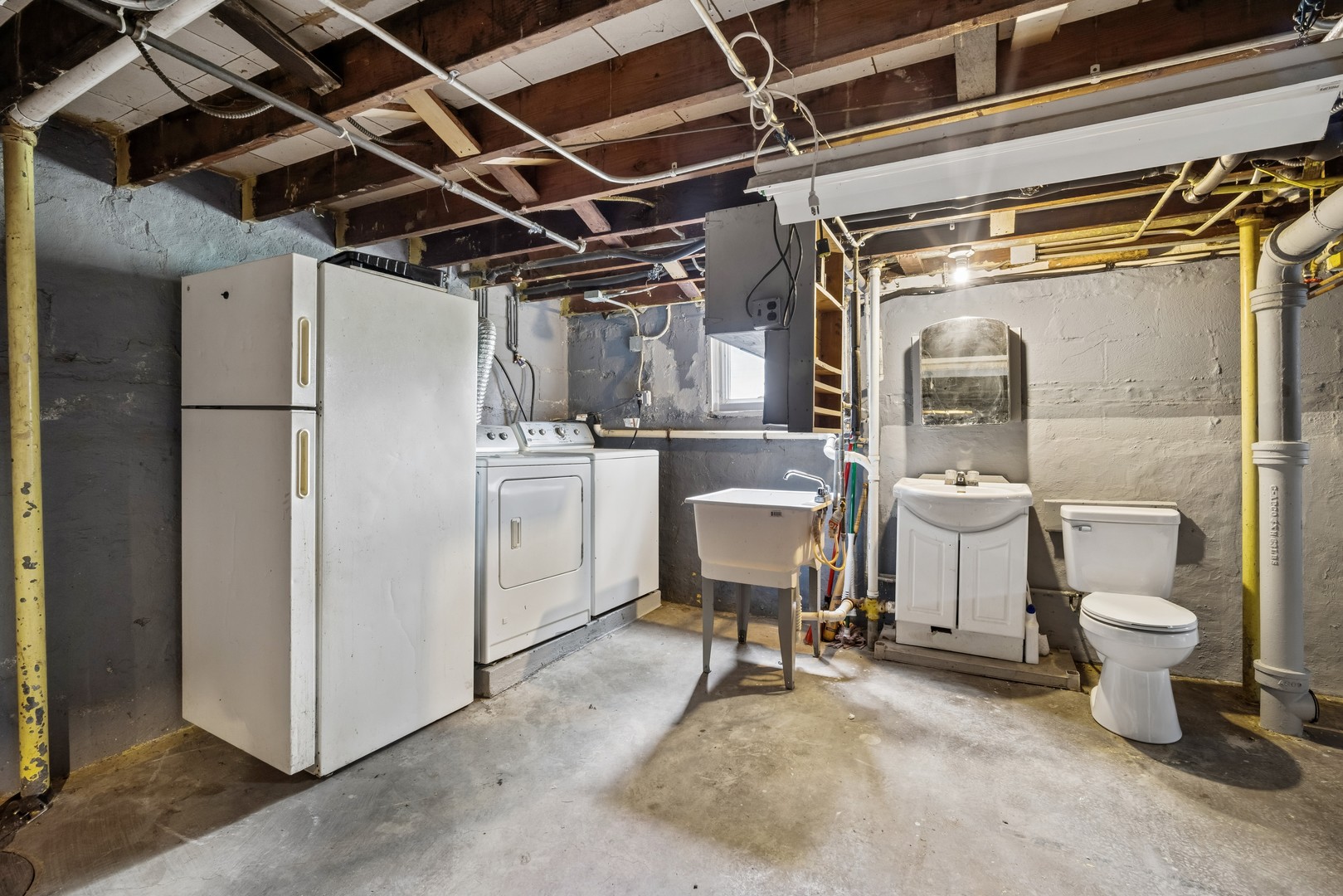 4702 River Road Schiller Park, IL 60176 - Photo 15 of 23 Gallery Image 15