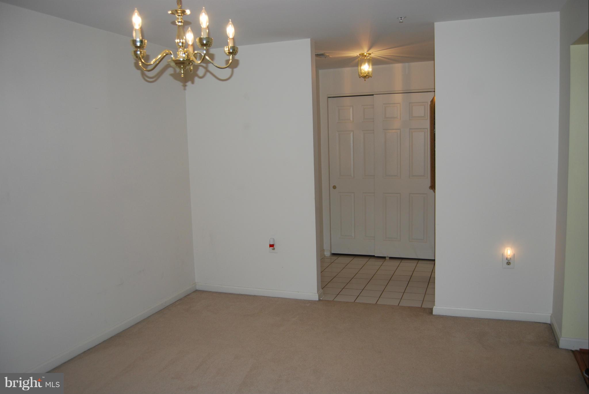 3901 Darleigh Road, Unit B Nottingham, MD 21236 - Photo 11 of 29 Dining Room