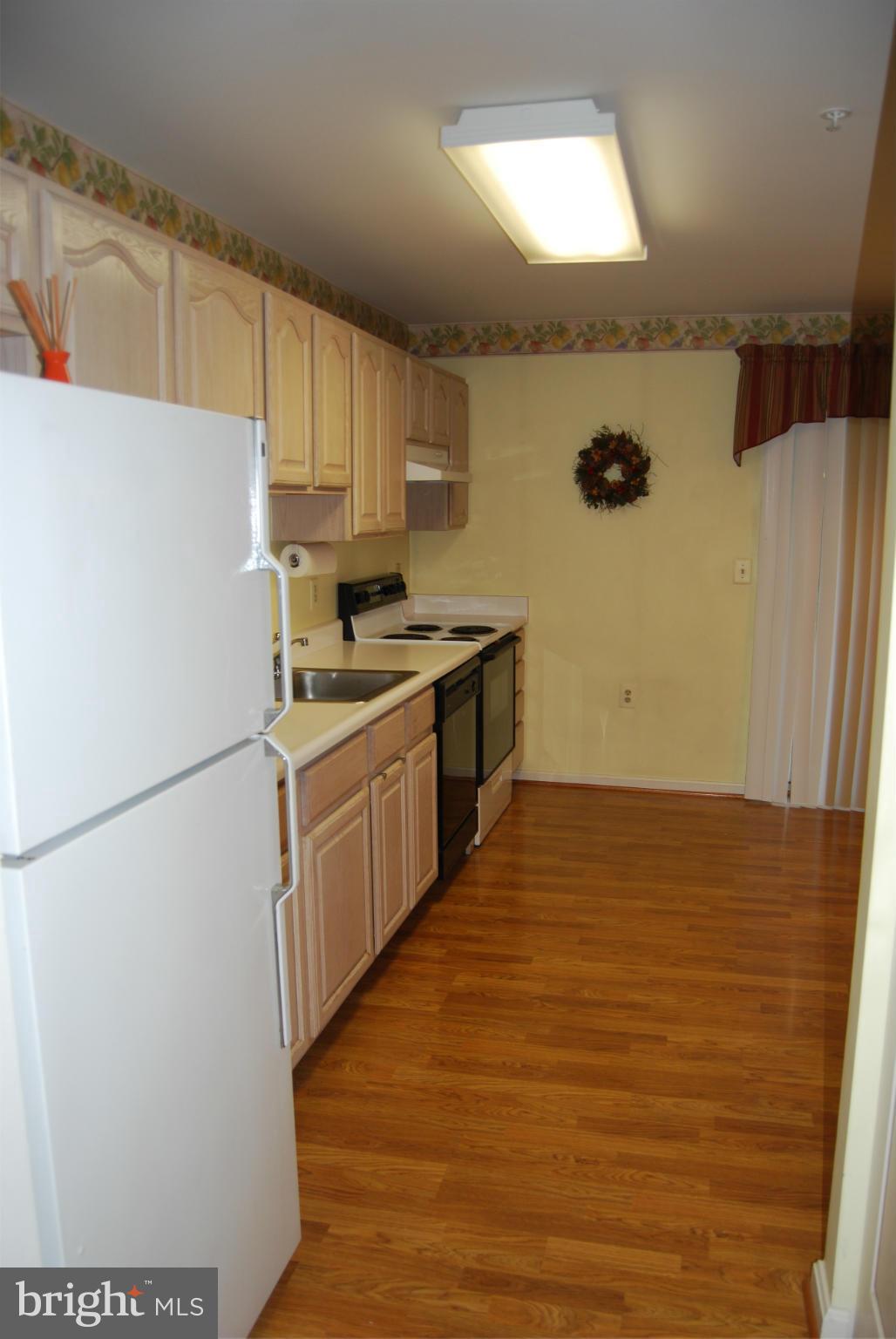 3901 Darleigh Road, Unit B Nottingham, MD 21236 - Photo 14 of 29 Kitchen