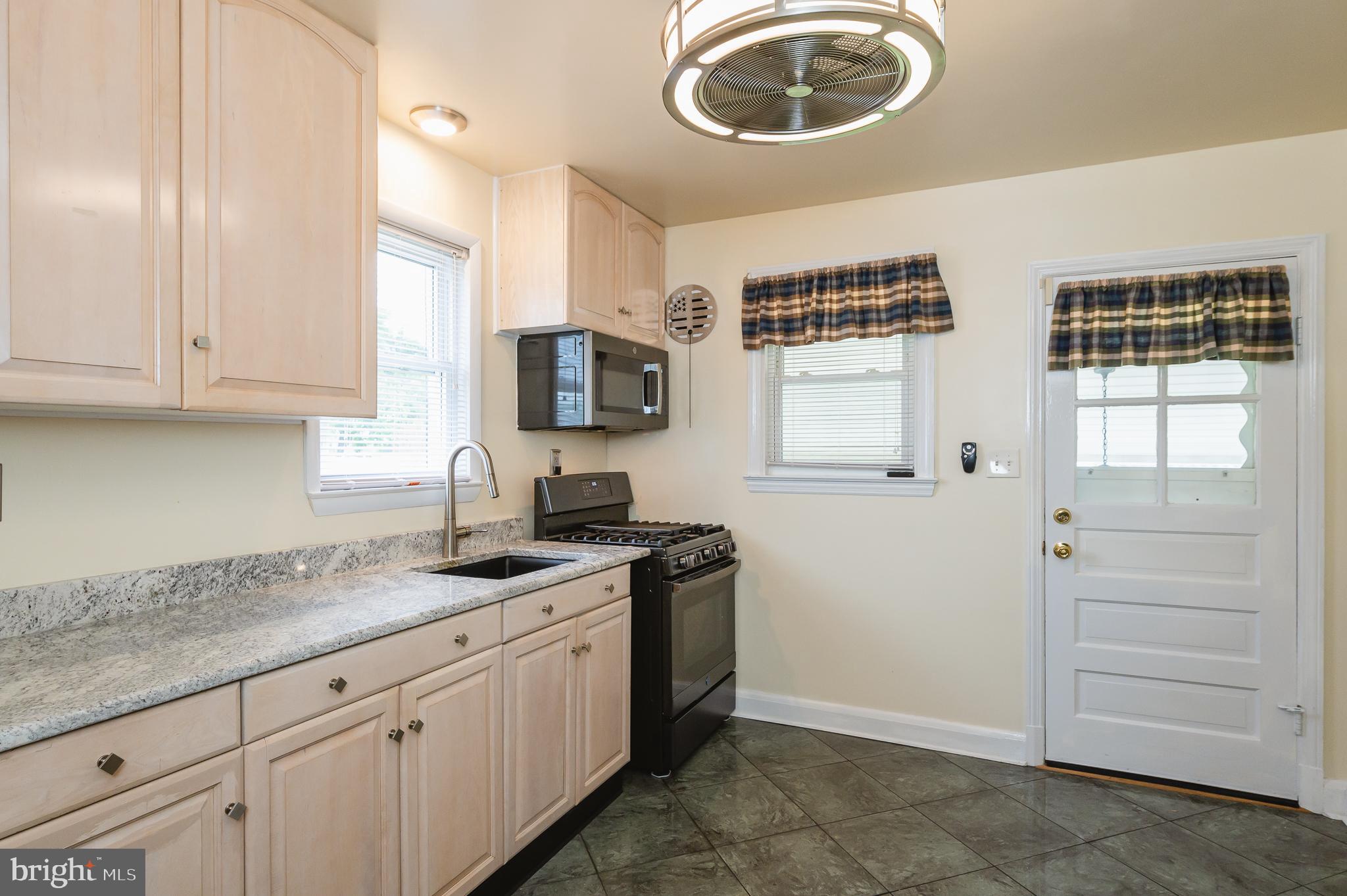 4732 Ridge Road Nottingham, MD 21236 - Photo 12 of 38 Kitchen