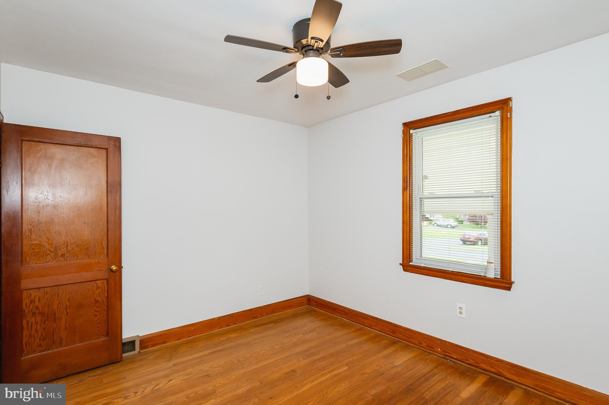 4732 Ridge Road Nottingham, MD 21236 - Photo 18 of 38 Bedroom 2 Main Floor