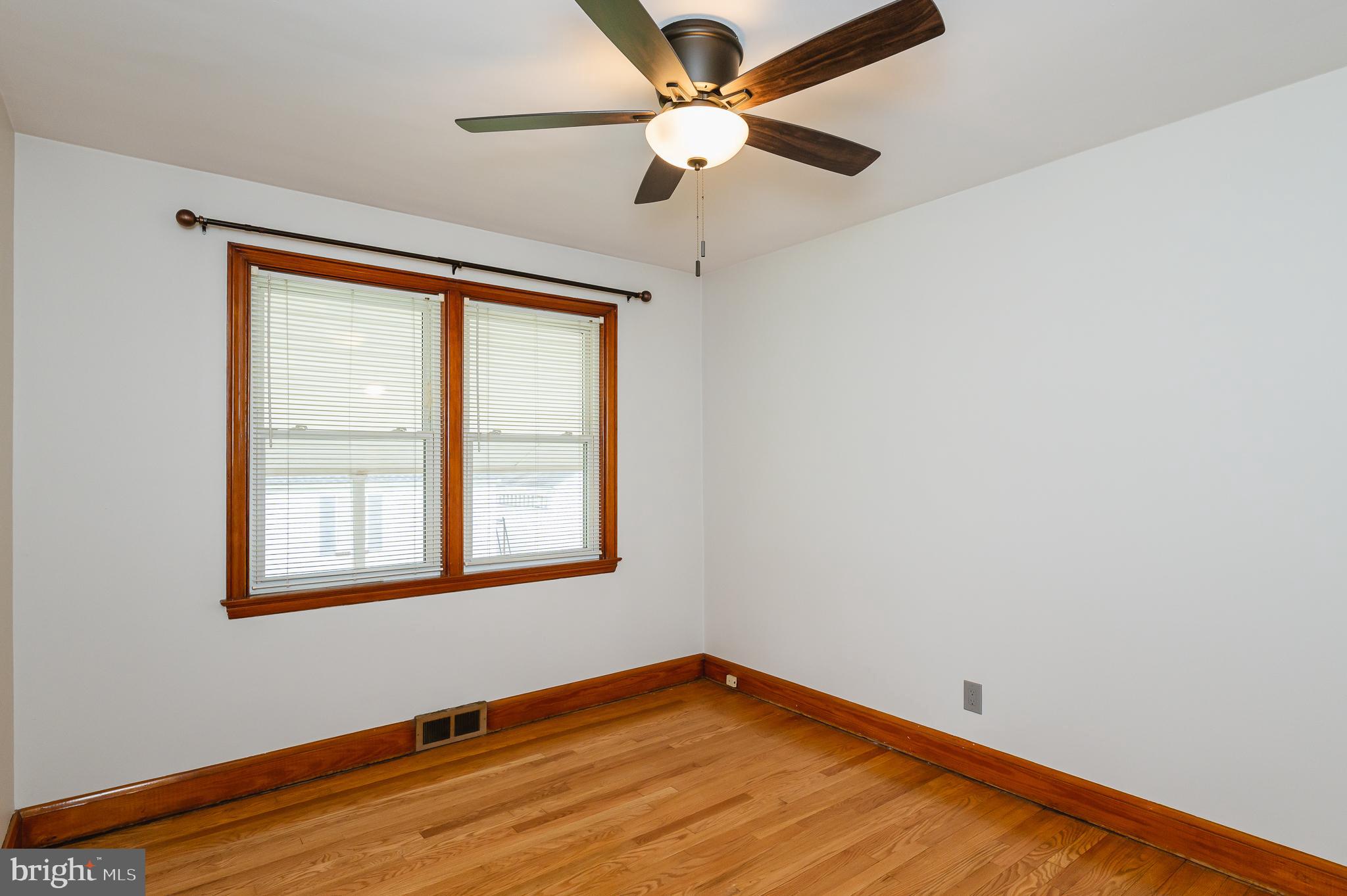 4732 Ridge Road Nottingham, MD 21236 - Photo 8 of 38 Dining Room