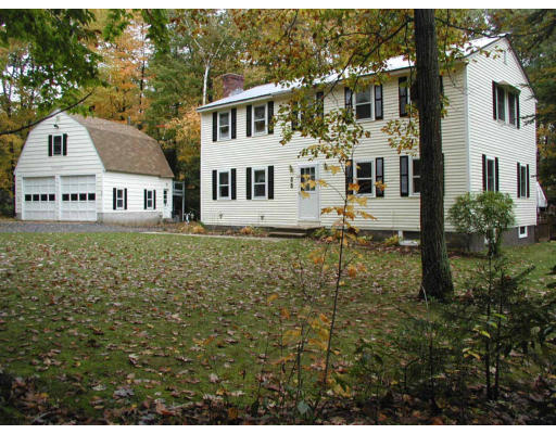 33 Blood Road Townsend, MA 01469 - Photo 1 of 24 Gallery Image 1