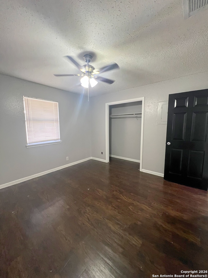 218 Merida Street, Unit 1 San Antonio, TX 78207 - Photo 9 of 12
