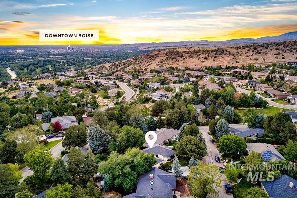 2105 South Ridgeview Way Boise, ID 83712 - Photo 2 of 25