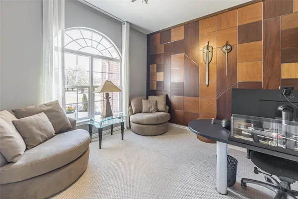 $975,000 | 33519 Hillside Drive, Pinehurst, TX 77362