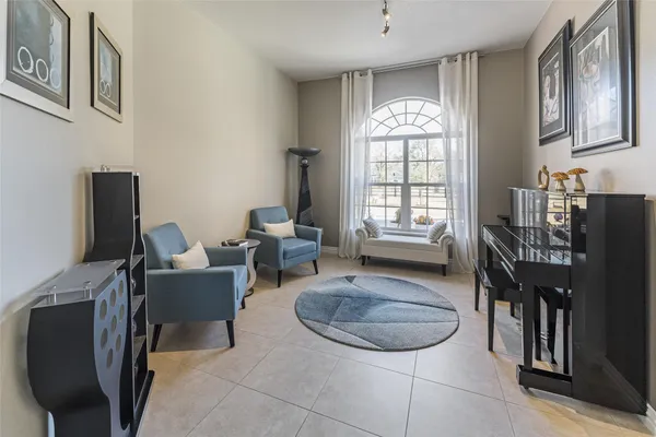 $975,000 | 33519 Hillside Drive, Pinehurst, TX 77362