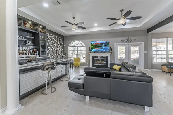 $975,000 | 33519 Hillside Drive, Pinehurst, TX 77362
