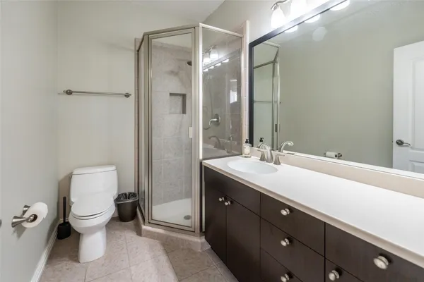 $975,000 | 33519 Hillside Drive, Pinehurst, TX 77362