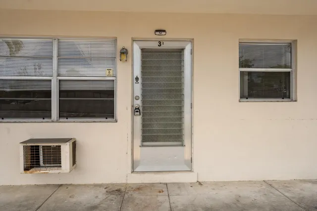 $1,495 | 201 South J Street, Unit 3, Lake Worth Beach, FL 33460