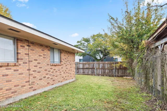 $1,200 | 195 Whittington Drive, Lafayette, LA 70503