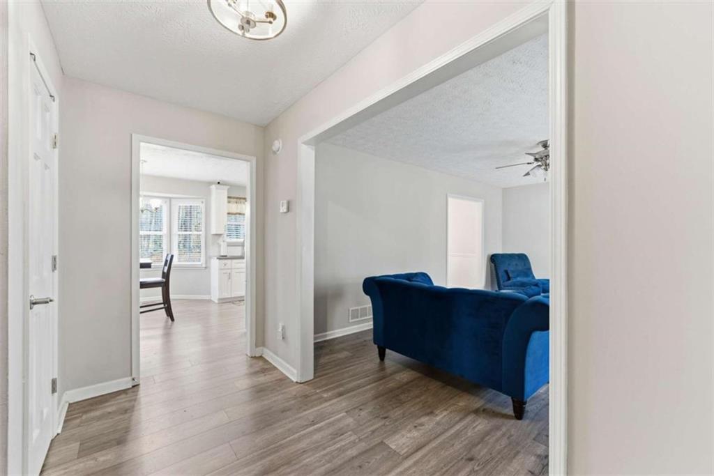 11846 Pine Needle Lane Hampton, GA 30228 - Photo 4 of 28