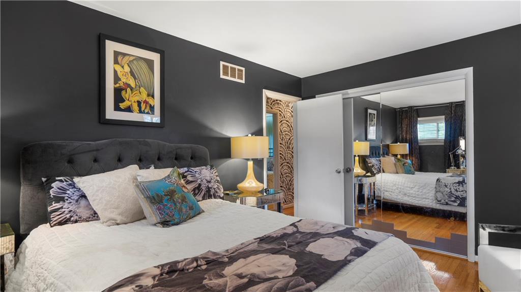 7375 Spring Mill Road Indianapolis, IN 46260 - Photo 19 of 35 Gallery Image 19