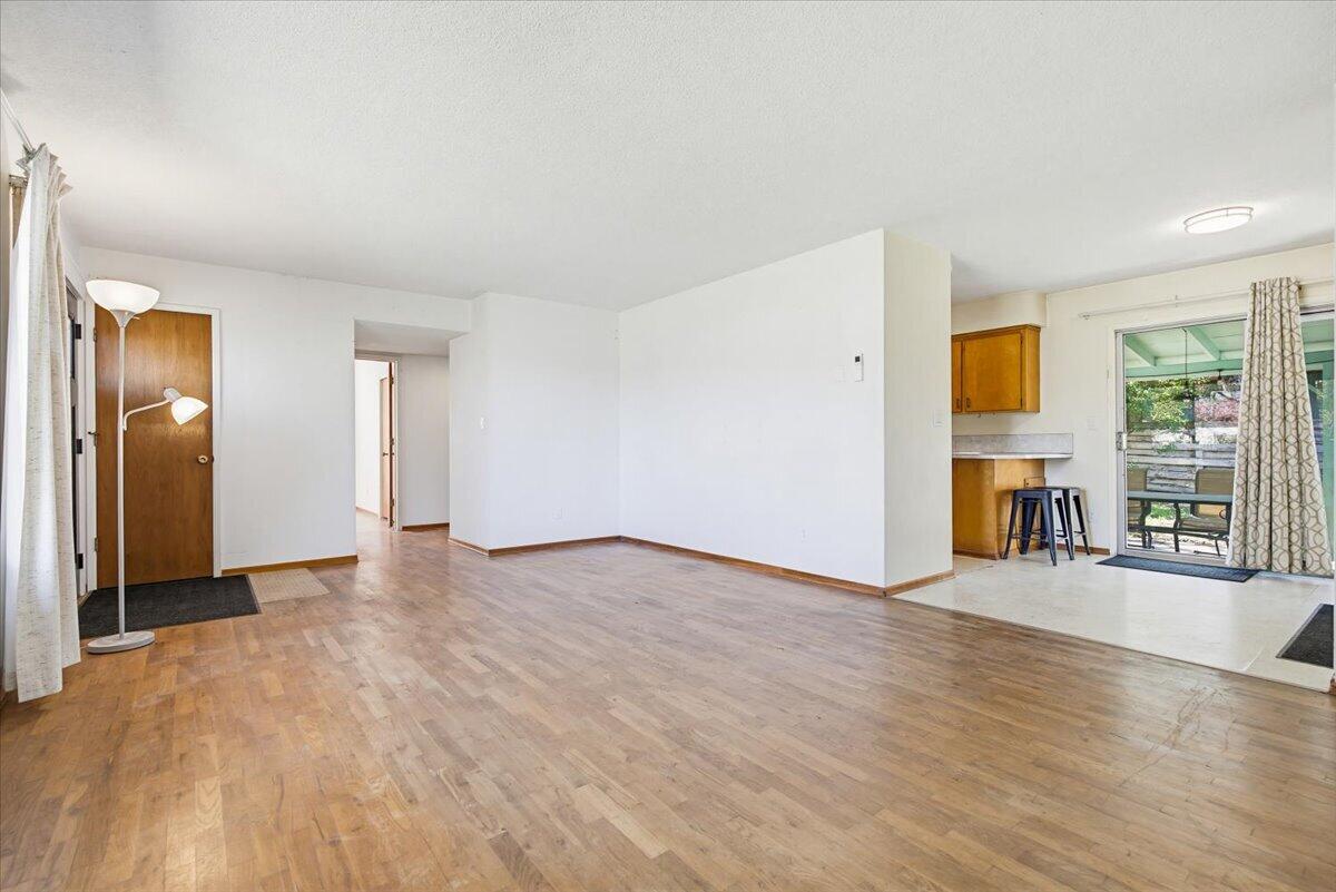 2764 Ruth Drive Medford, OR 97504 - Photo 8 of 27 07-7
