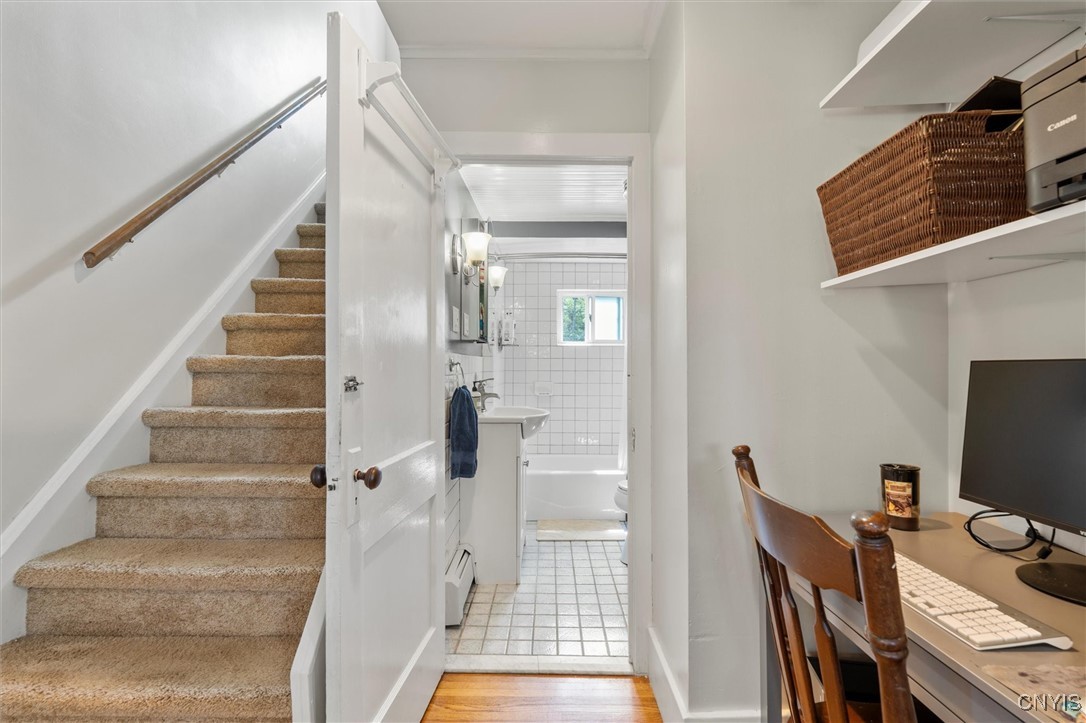 1037 Co Rte 20 Oswego, NY 13126 - Photo 14 of 45