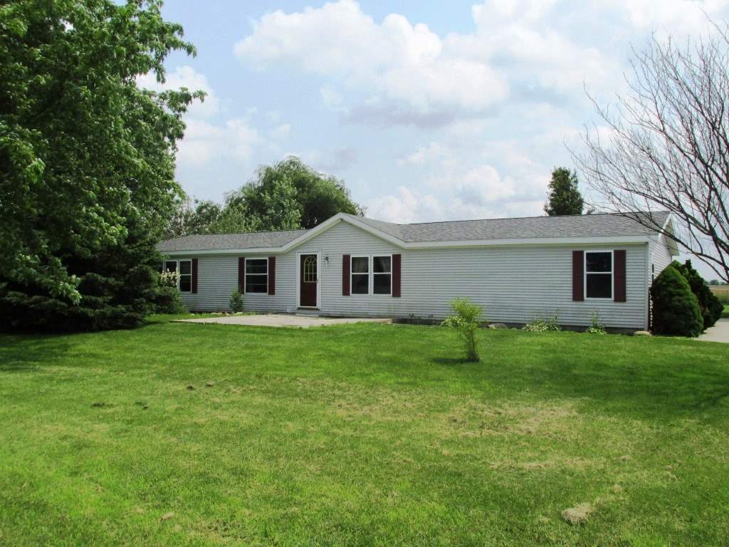 1203 West Division Road Huntington, IN 46750 - Photo 1 of 14 Gallery Image 1