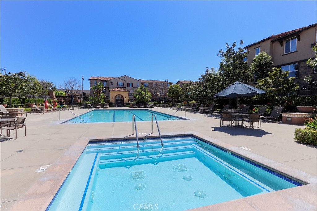 47 Aliso Ridge Loop Mission Viejo, CA 92691 - Photo 43 of 49 Community pool