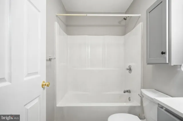 $1,800 | 2691 Goldmiller Road, Bunker Hill, WV 25413