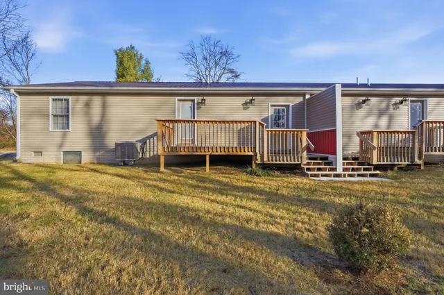 $1,800 | 2691 Goldmiller Road, Bunker Hill, WV 25413