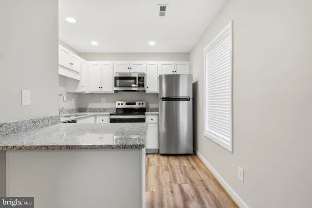 $1,800 | 2691 Goldmiller Road, Bunker Hill, WV 25413