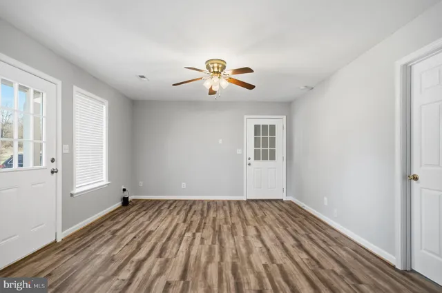 $1,800 | 2691 Goldmiller Road, Bunker Hill, WV 25413