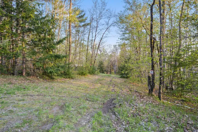 $209,900 | 1 Cottage Shore Drive, Holden, ME 04429