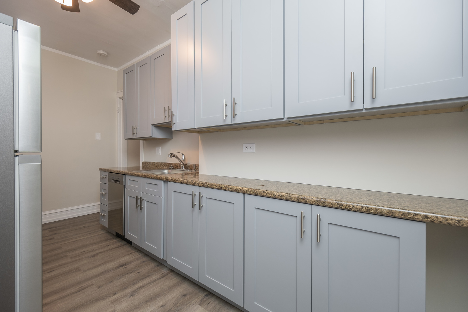 630 West Surf Street, Unit 3A Chicago, IL 60657 - Photo 4 of 13